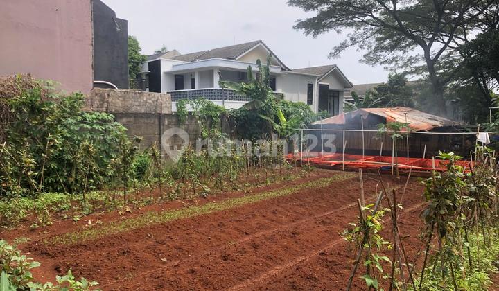 Dijual Tanah Luas 300m2 di daerah Bintaro, Tangerang Selatan