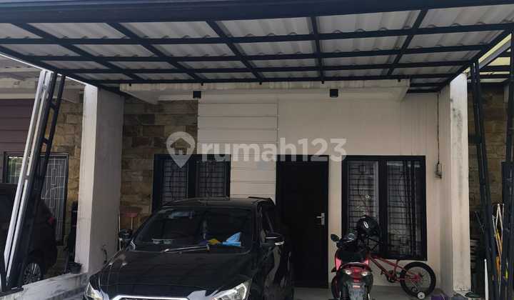 Disewakan Murah Rumah 2 Lantai Semi Furnished di Pamulang