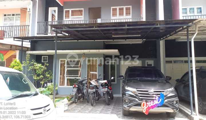 Dijual Rumah 2 Lantai Bagus Strategis Semi Furnished di Pamulang Dijual Rumah 2 Lantai Bagus Strategis Semi Furnished di Pamulang