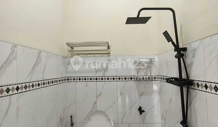 Disewakan Rumah Bagus Luas 2 Lantai Semi Furnished Di Pamulang 2