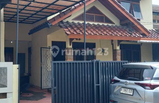 For Rent Nice Spacious 2-Story House in Pamulang