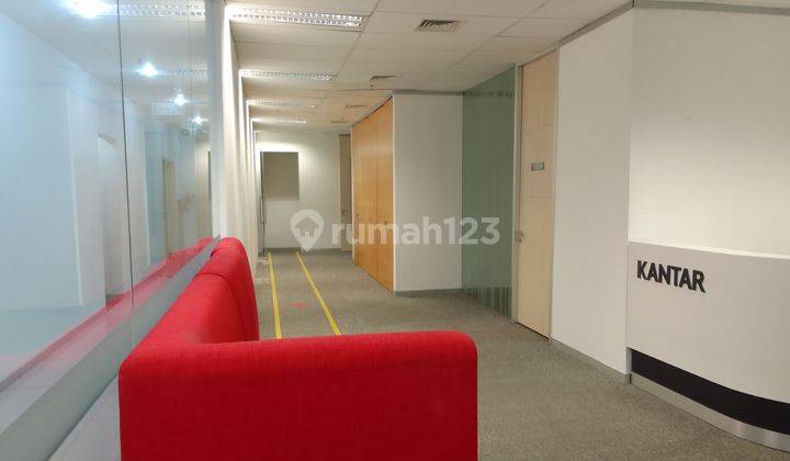 Ruang Kantor Full Furnished Siap Pakai. Bebas Ganjil Genap. Dekat sta MRT, Transjakarta. 2