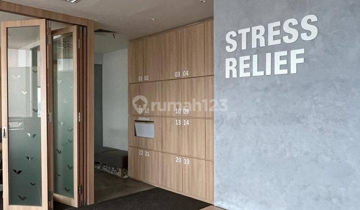 Ruang Kantor Full Furnished Siap Pakai Bebas Ganjil Genap. Cocok untuk IT company. Fasilitas lengkap 2