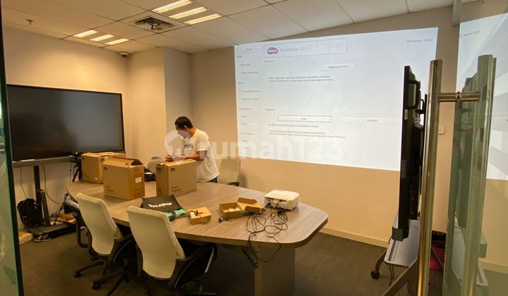 Office Space Furnished, Dilalui Transjak, Dekat ke Tol Soekarno Hatta