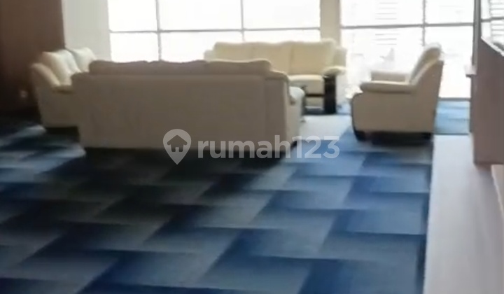 Ruang Kantor Bebas Gage. Dekat Apartemen, Mall. Sta MRT