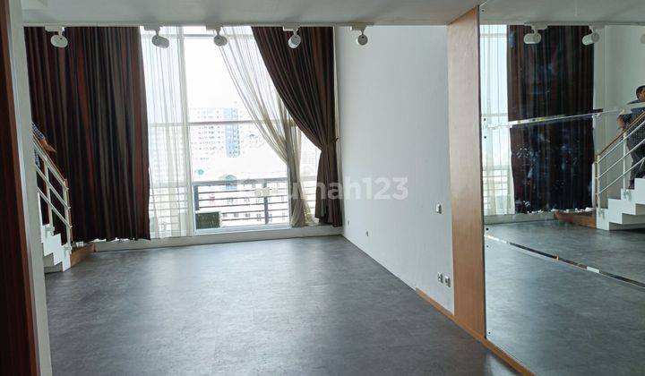 Ruang Kantor Furnished. Free Over Time. Dilalui MRT, Transjakarta. 2