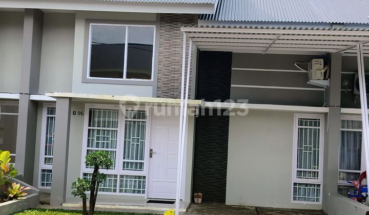 Minimalist House in Downtown Makassar, Hidayat Cluster  Free Canopy  Free Deed of Sale and Name Transfer Fees 1