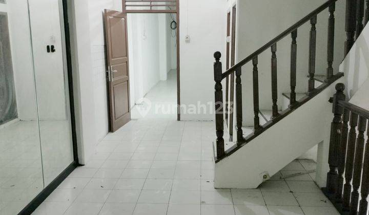 Rumah di Jl. Pengukiran, Tambora, Jakarta Barat 1