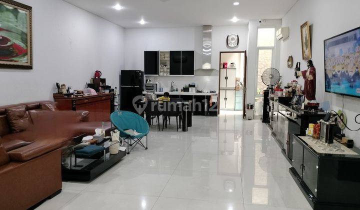 Rumah 3 Lantai di Pluit Putri , Jakarta Utara 2