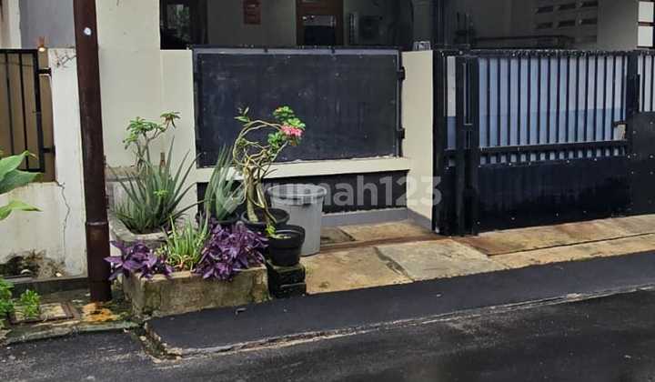 Rumah Di Sektor 1G Dekat Dengan Sekolah dan Mall di Gading Serpong