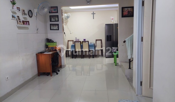 Nice 2-Story House in Riviera Gading Serpong Cluster 2