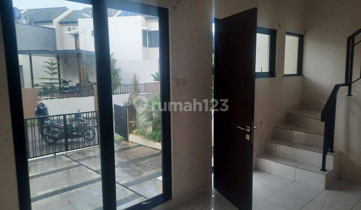 Rumah 2 Lantai Di Melati Mas Serpong 2