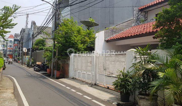 Rumah Bagus 2 Lantai Petojo Selatan Jakarta Pusat  2