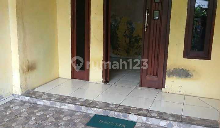 For Sale: 2-Story House in Graha Sevilla Citra Raya Tangerang 2