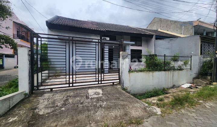 Rumah di Perumahan Bugel Indah Karawaci Tangeran Rumah di Perumahan Bugel Indah Karawaci Tangeran
