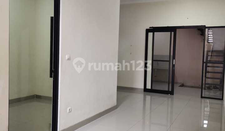 Rumah 2 Lantai Di Taman Mediterania Citra Raya Tangerang 2
