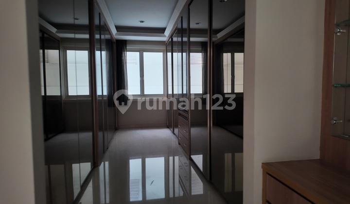 Rumah Bewah di Pantai Mutiara Jakarta Utara 2