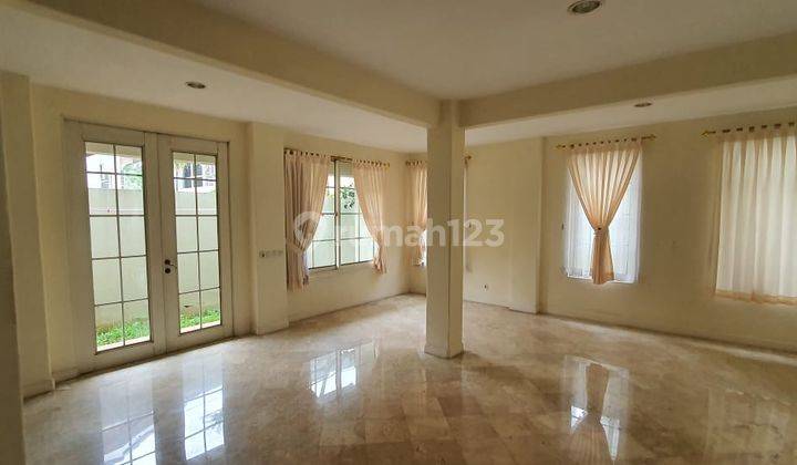 foto lainnya rumah bagus di taman mediterania