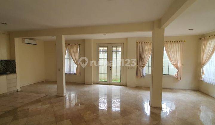 foto lainnya rumah bagus di taman mediterania