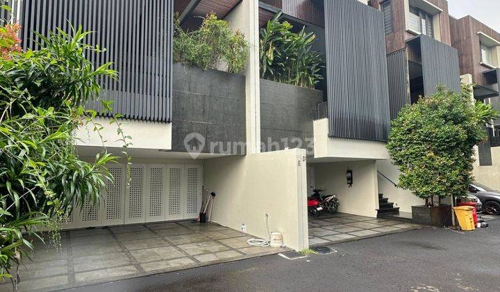 Townhouse Mewah Bagus Di Kemang Jakarta Selatan 2