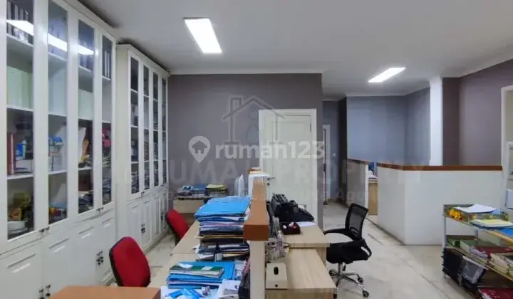 Rumah di bawah harga pasar di kebayoran baru jakarta Selatan 8