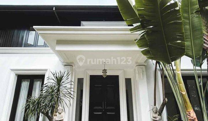 tampak depan beautiful house for rent at