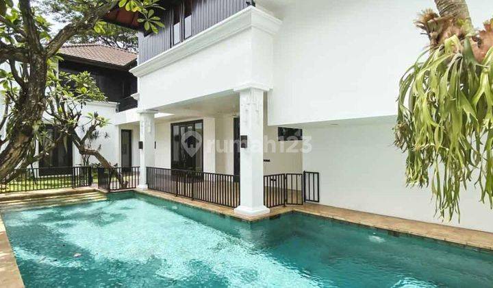 kolam renang beautiful house for rent at