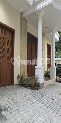 Stunning 4Br House In Pondok Indah: Pool & Move-In Ready 2