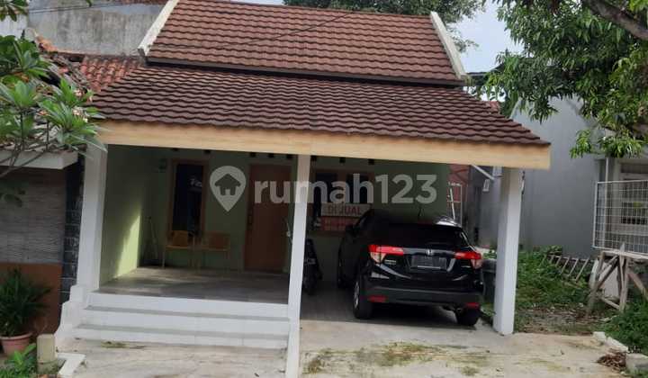 Rumah Hook Tengah di Cluster Dekat Pegunungan Rumah Hook Tengah di Cluster Dekat Pegunungan