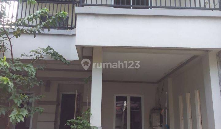 Disewa rumah hook 2 lantai belakang Aeon siap huni Sentul City Bogor 1