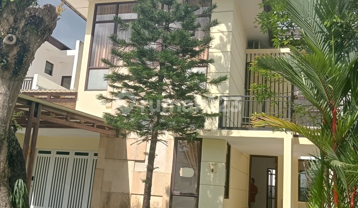 Minimalist House for Rent in Disentul City