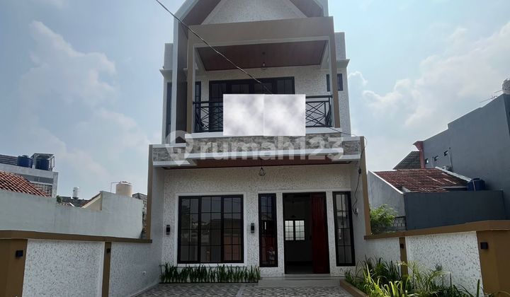Dijual Rumah Scandinavian 2 Lantai Griya Alam Sentul