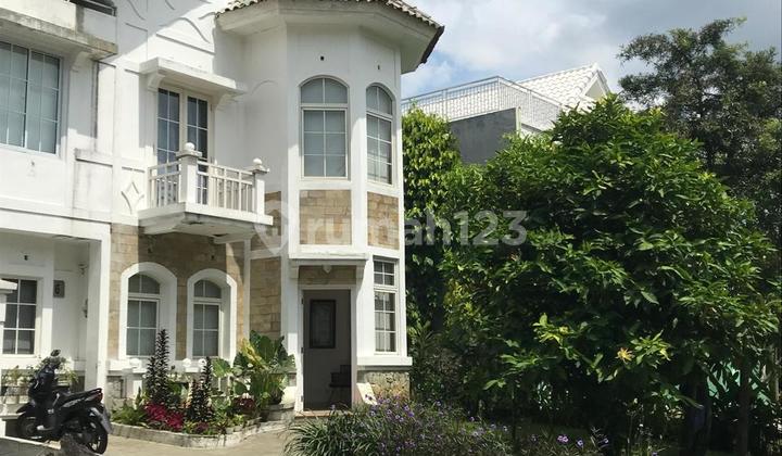 Rumah Furnished di Argenia Dekat Tol Sentul Selatan