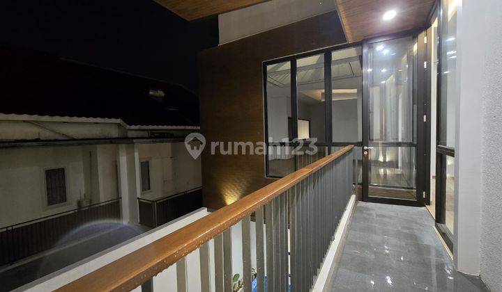 Dijual Rumah Minimalis Dengan Lift Di Cluster R21 Sentul City 2