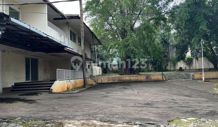 Strategically Located and Peaceful House, Jl. Kemang Timur Raya, South Jakarta Strategically Located and Peaceful House, Jl. Kemang Timur Raya, South Jakarta