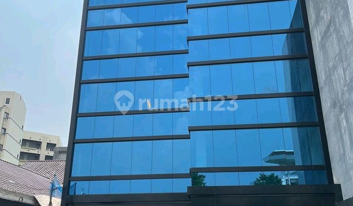 Gedung di Menteng Jakarta Pusat