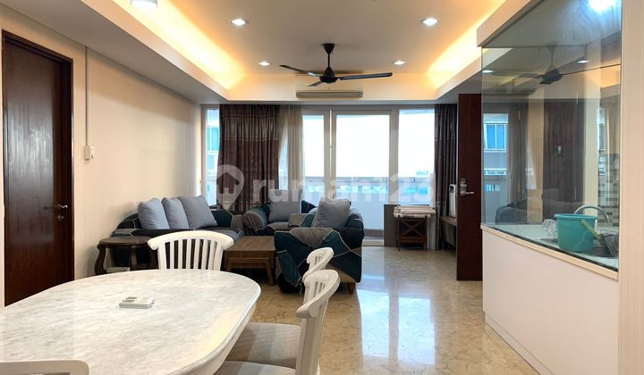 Apartment The Royale Springhill Residences 3 BR Furnished
