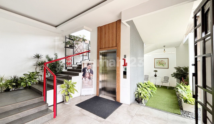 Murah Gedung 1.027m2 Lokasi Kota di Jl. Wastukencana, Bandung Murah Gedung 1.027m2 Lokasi Kota di Jl. Wastukencana, Bandung