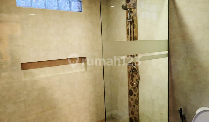 Murah Villa Leasehold 10 Tahun Furnished di Kerobokan, Bali 14