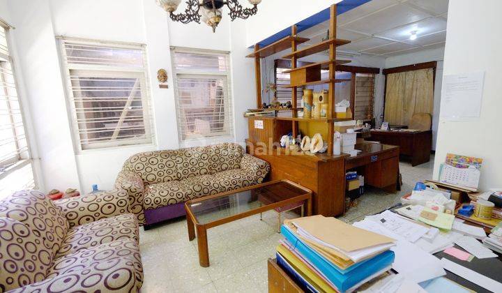 Murah Rumah 6 Kamar di Sayap Jl. Riau Bandung 7