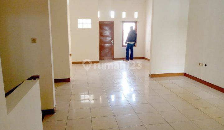 Rumah Untuk Kantor di Jl. Sulaksana, Bandung 6