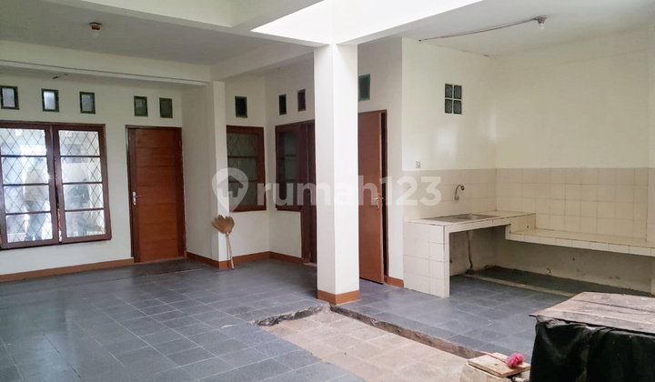 Rumah Untuk Kantor di Jl. Sulaksana, Bandung 9