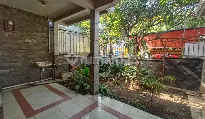 Murah Rumah Cocok Untuk Kantor di Mainroad Jl. Antapani, Bandung