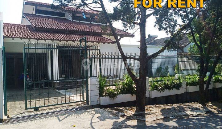 Murah Rumah Siap Huni 7 Kamar di Pasteur, Bandung 1