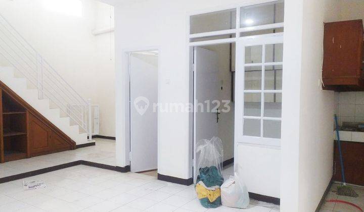 Murah Rumah Siap Huni 5 Kamar di Taman Holis Indah 1, Bandung 2