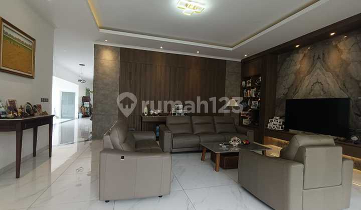 Murah Rumah Luxury Asri di Setiabudi Regency, Bandung 2