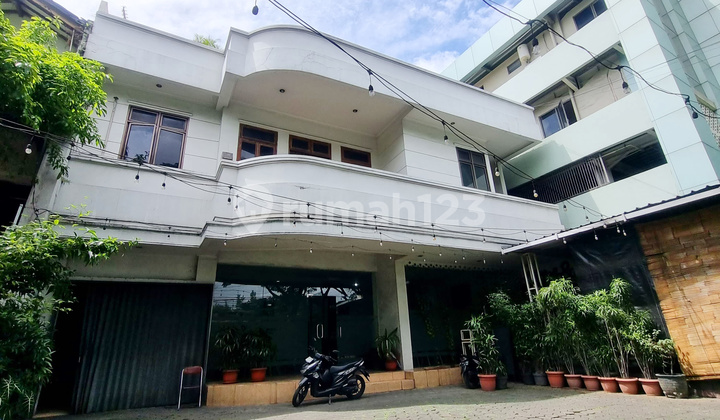 Murah Rumah Bagus Ex Restoran di Pajajaran, Bandung Murah Rumah Bagus Ex Restoran di Pajajaran, Bandung