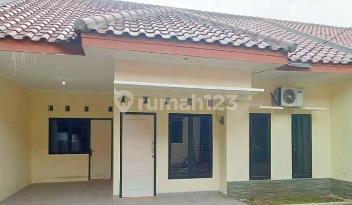 Cheap Ready-to-Live Nice House in Cijantung, East Jakarta 2