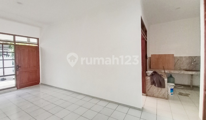 Murah Rumah Baru Renovasi 2 Kamar di Taman Holis Indah, Bandung 2