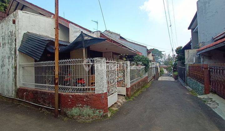 Murah Rumah Posisi Hoek SHM di Geger Kalong, Bandung 2